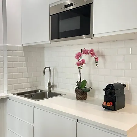 Eiffel Tower Stylish Retreat شقة باريس